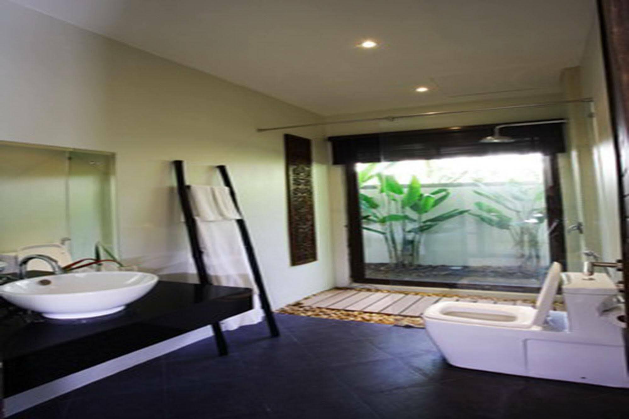 Villa Lombok By Holiplanet Rawai Экстерьер фото